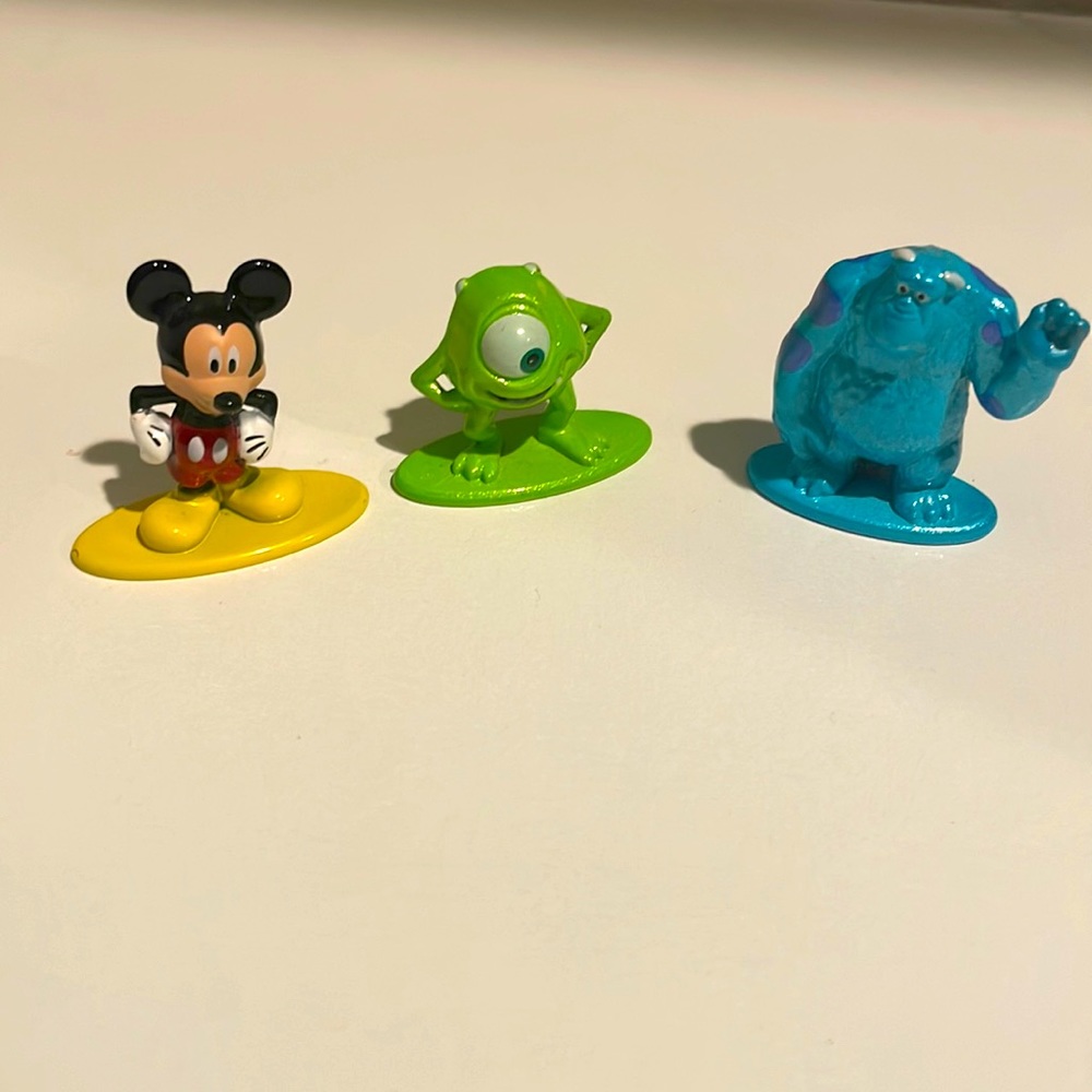 Disney pixar characters